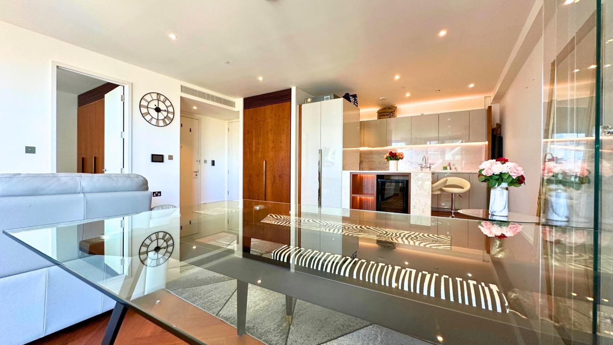 Lavish Penthouse River View Fast Wifi - Luxurylondonstays Zewnętrze zdjęcie