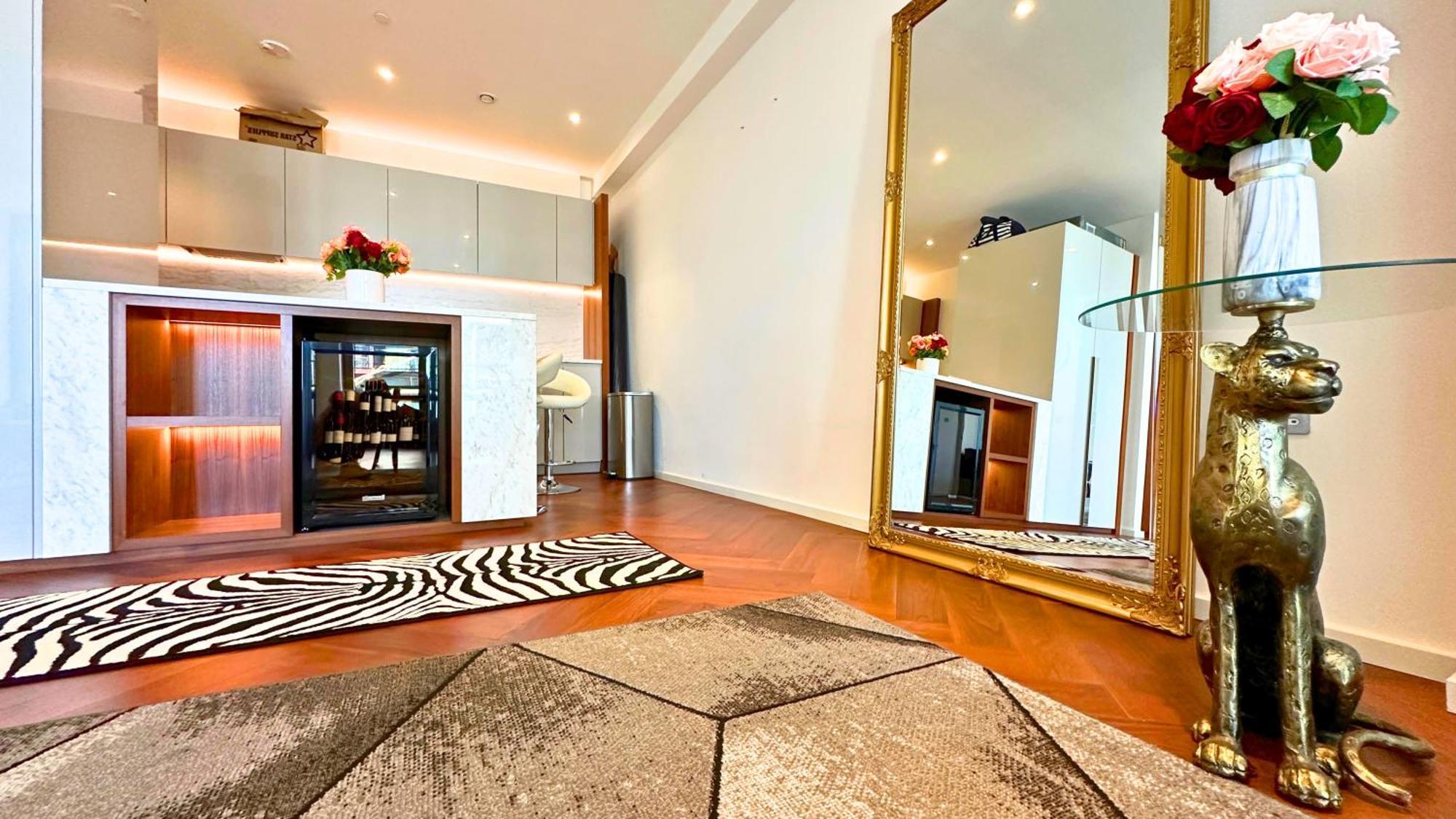 Lavish Penthouse River View Fast Wifi - Luxurylondonstays Zewnętrze zdjęcie